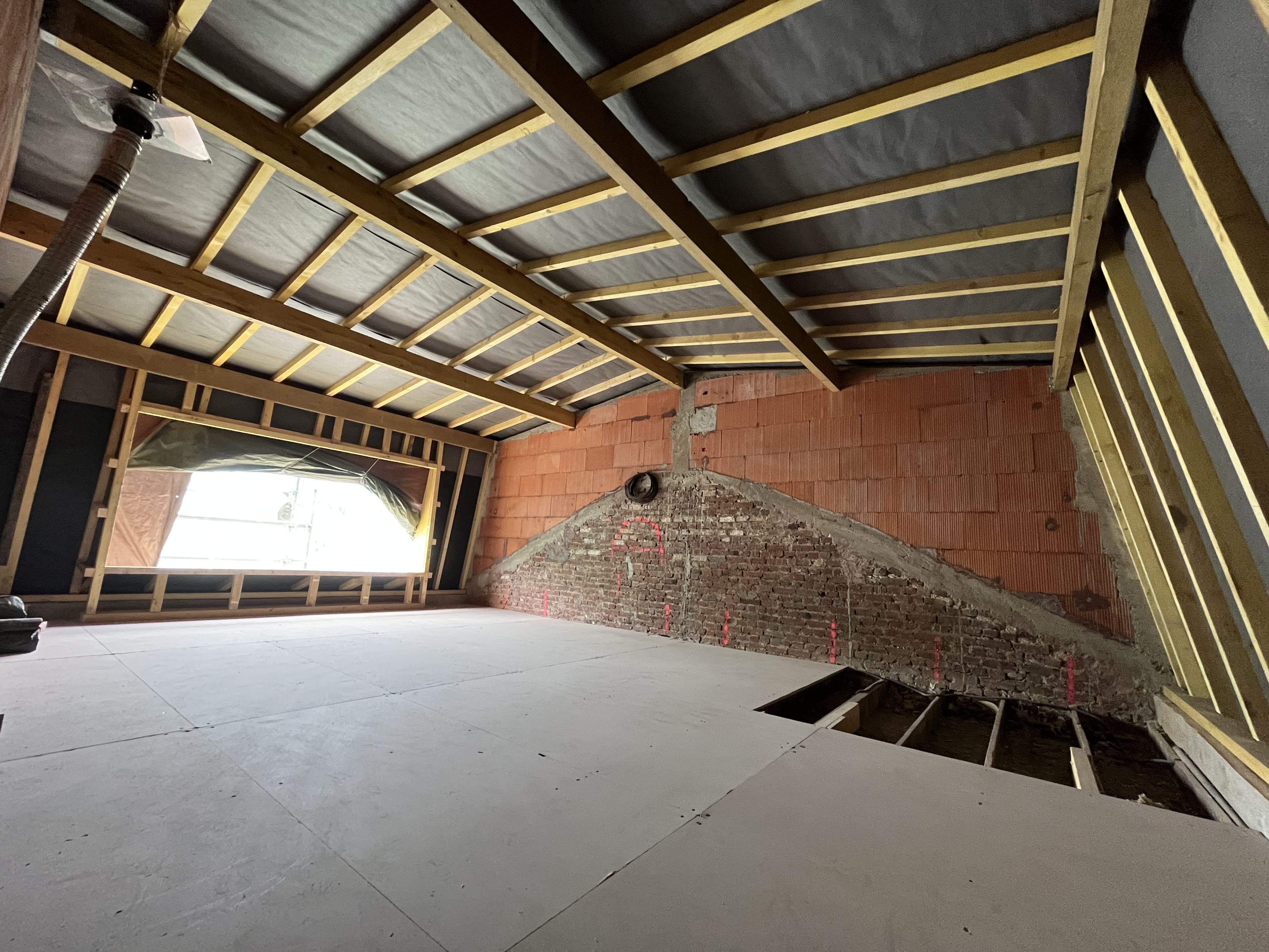 SURÉLÉVATION À SURESNES